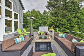Evolve Whidbey Island Oasis with Hot Tub and Cabana!